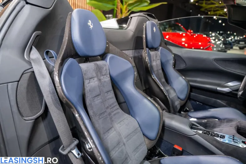Ferrari SF90 Stradale din 2022 cu 4.400 km - oferta FER219818 - foto 28