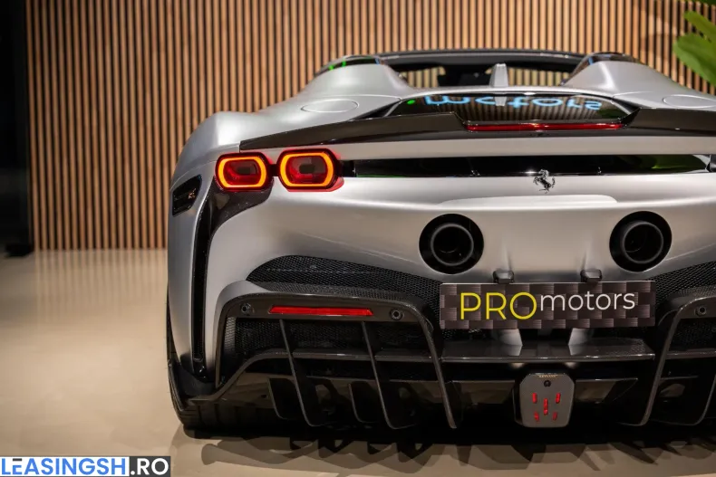 Ferrari SF90 Stradale din 2022 cu 4.400 km - oferta FER219818 - foto 31
