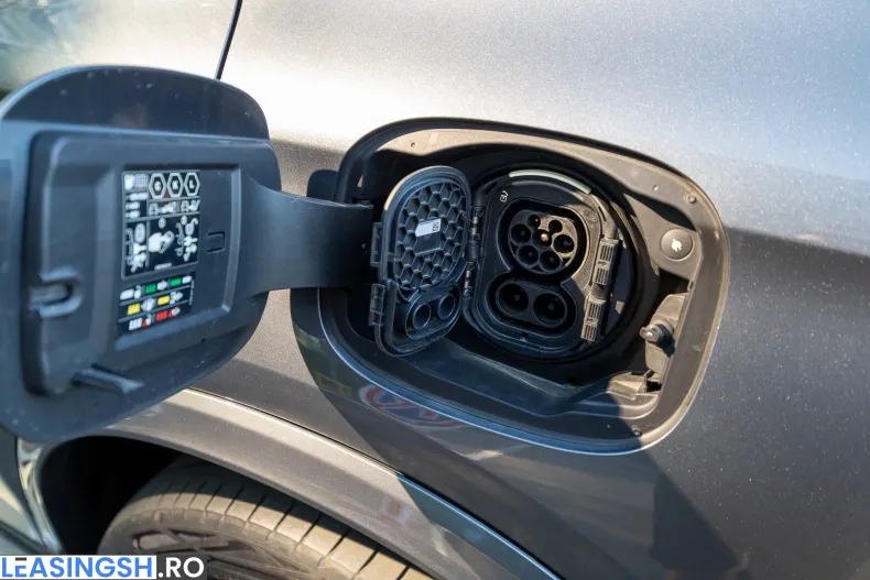 Mercedes-Benz GLC (Clasa GLC) din 2023 cu 49.500 km - oferta MER219819 - foto 30