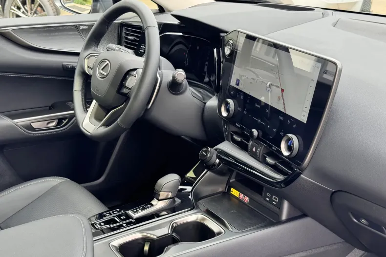 Lexus Seria NX din 2025 cu 797 km - oferta LEX219823 - foto 20