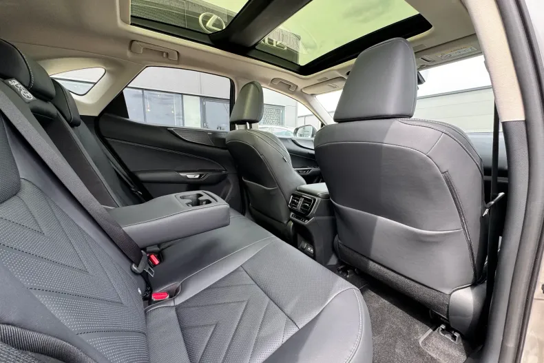 Lexus Seria NX din 2025 cu 797 km - oferta LEX219823 - foto 25