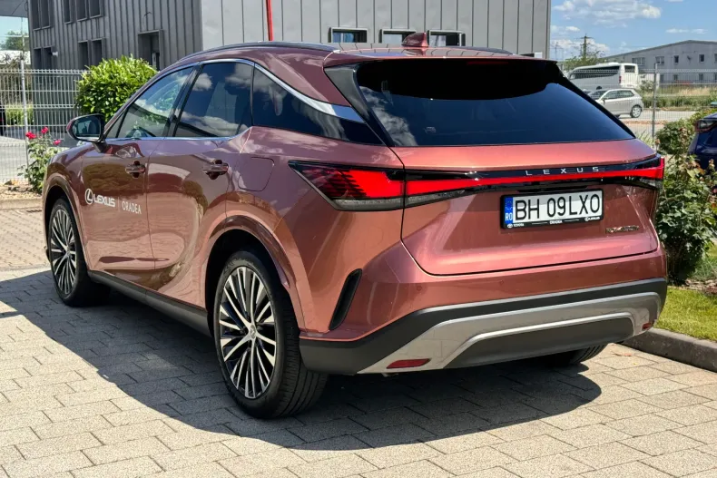 Lexus Seria RX din 2025 cu 1.235 km - oferta LEX219824 - foto 5