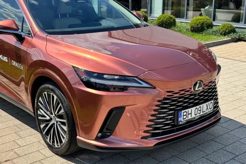 Lexus Seria RX din 2025 cu 1.235 km - oferta LEX219824 - foto 9