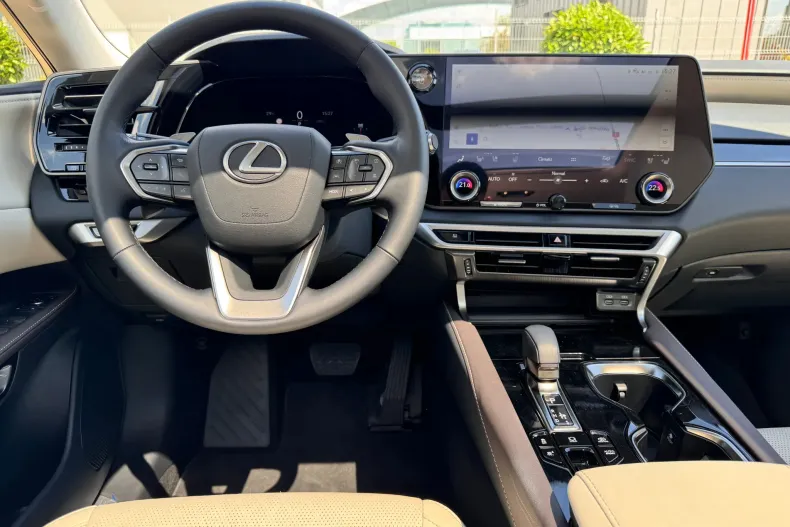 Lexus Seria RX din 2025 cu 1.235 km - oferta LEX219824 - foto 13