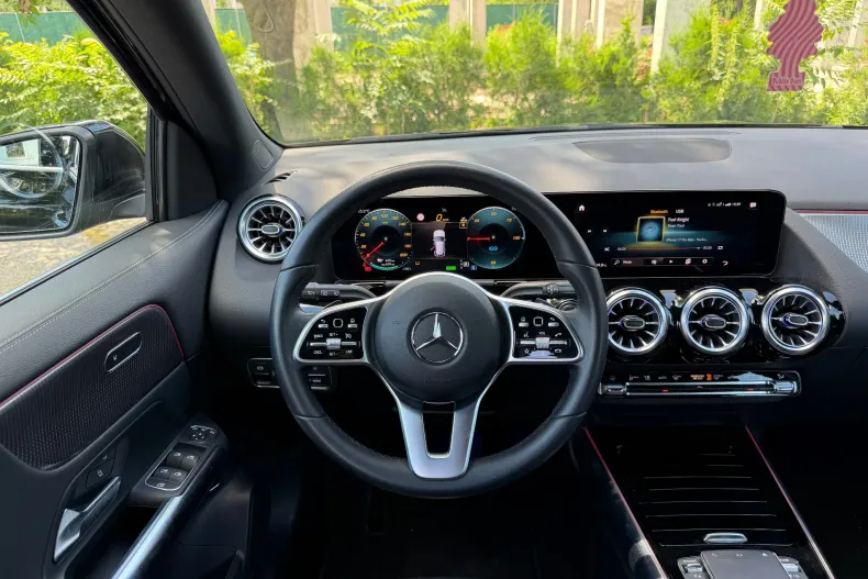 Mercedes-Benz EQA din 2022 cu 43.100 km - oferta MER219829 - foto 8
