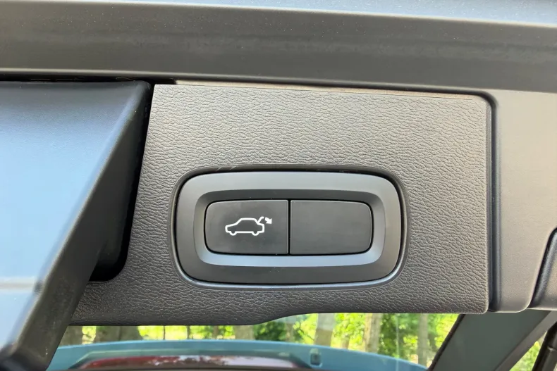 Volvo XC60 din 2020 cu 118.650 km - oferta VOL219831 - foto 17