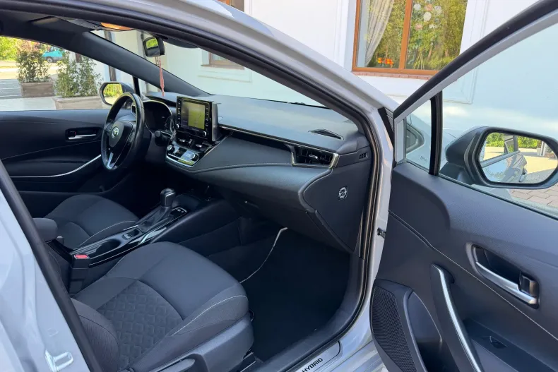 Toyota Corolla din 2021 cu 119.000 km - oferta TOY219832 - foto 15
