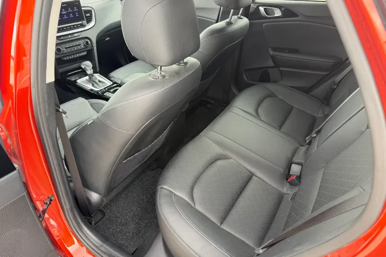 Kia XCeed din 2022 cu 83.922 km - oferta KIA219837 - foto 8
