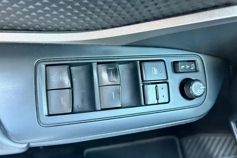 Toyota C-HR din 2023 cu 57.857 km - oferta TOY219847 - foto 27