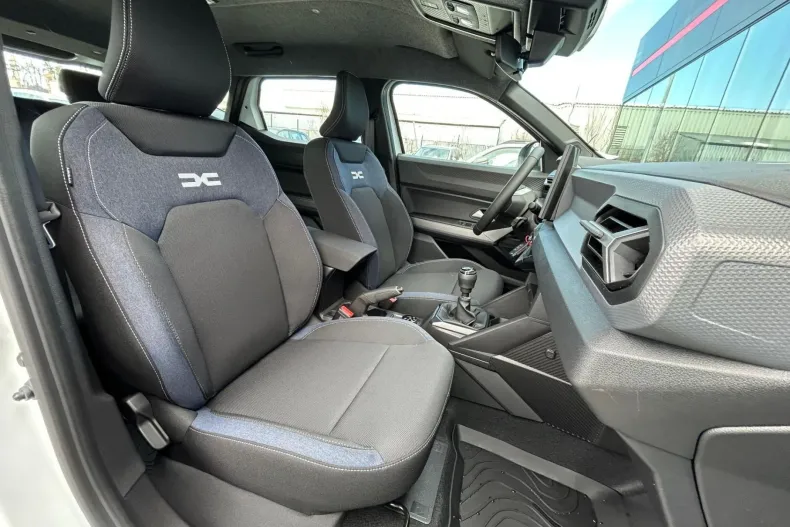 Dacia Duster din 2025 cu 12 km - oferta DAC219851 - foto 6
