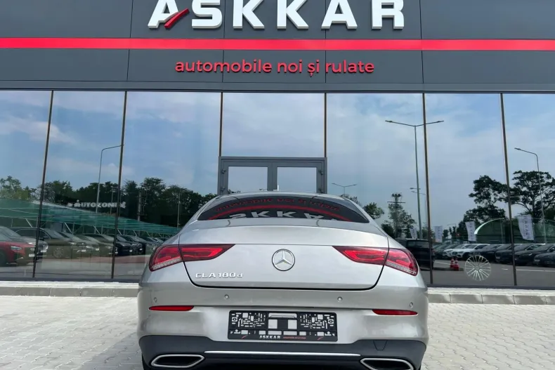 Mercedes-Benz CLA 180 (Clasa CLA) din 2020 cu 66.011 km - oferta MER219853 - foto 12