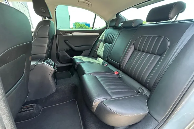 Skoda Superb din 2020 cu 58.113 km - oferta SKO219854 - foto 14
