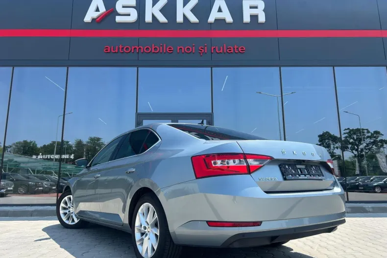 Skoda Superb din 2020 cu 58.113 km - oferta SKO219854 - foto 22