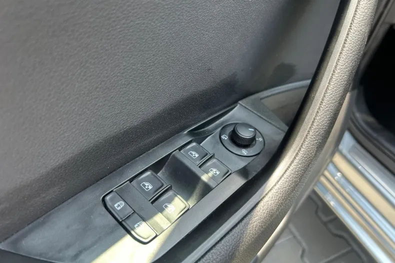 Skoda Superb din 2020 cu 58.113 km - oferta SKO219854 - foto 30