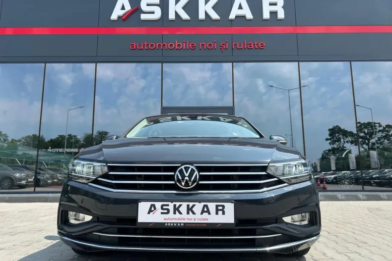 Volkswagen Passat din 2020 cu 44.073 km - oferta VOL219856 - foto 2