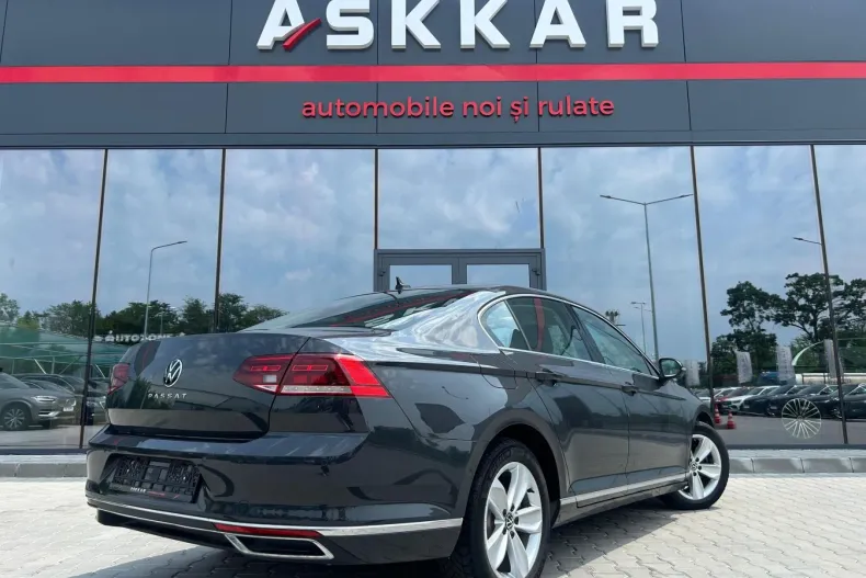 Volkswagen Passat din 2020 cu 44.073 km - oferta VOL219856 - foto 5