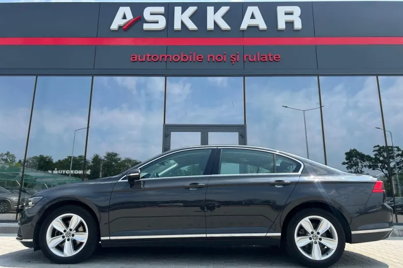 Volkswagen Passat din 2020 cu 44.073 km - oferta VOL219856 - foto 9