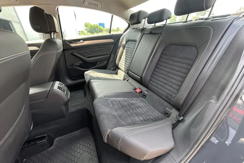 Volkswagen Passat din 2020 cu 44.073 km - oferta VOL219856 - foto 16