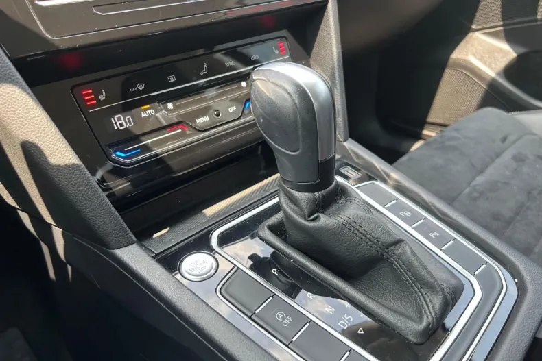 Volkswagen Passat din 2020 cu 44.073 km - oferta VOL219856 - foto 20