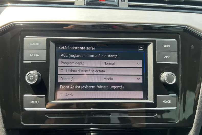 Volkswagen Passat din 2020 cu 44.073 km - oferta VOL219856 - foto 23