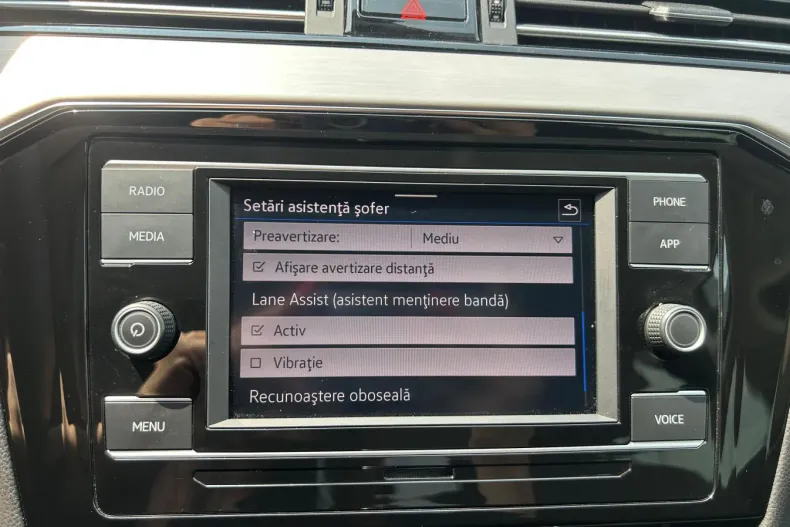 Volkswagen Passat din 2020 cu 44.073 km - oferta VOL219856 - foto 26