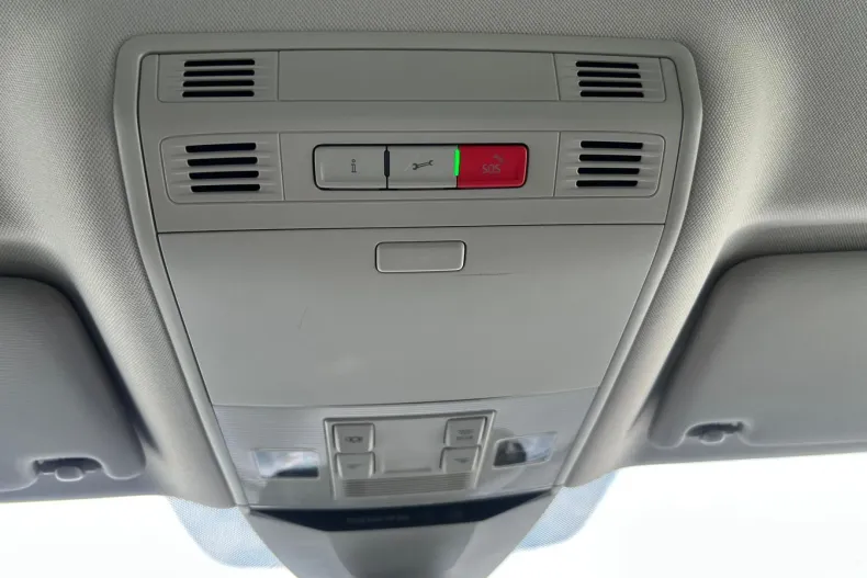 Volkswagen Passat din 2020 cu 44.073 km - oferta VOL219856 - foto 29
