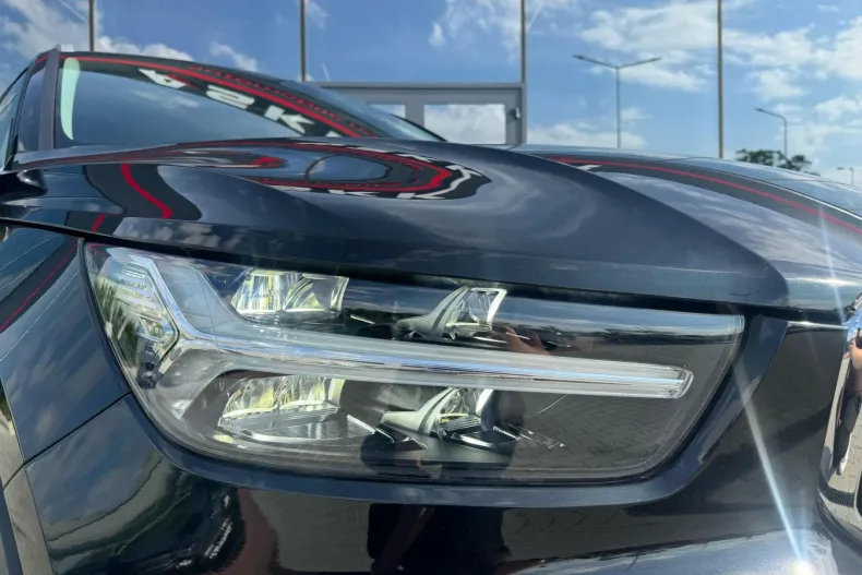 Volvo XC40 din 2022 cu 25.649 km - oferta VOL219861 - foto 32
