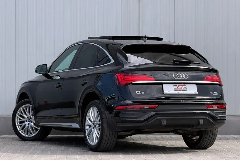 Audi Q5 din 2023 cu 157.700 km - oferta AUD219868 - foto 3