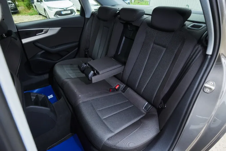 Audi A4 Limuzina din 2022 cu 127.151 km - oferta AUD219872 - foto 17