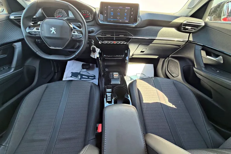 Peugeot 2008 din 2022 cu 139.770 km - oferta PEU219889 - foto 11