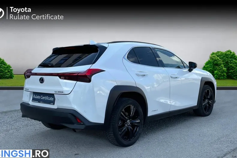 Lexus UX din 2021 cu 100.253 km - oferta LEX219893 - foto 4
