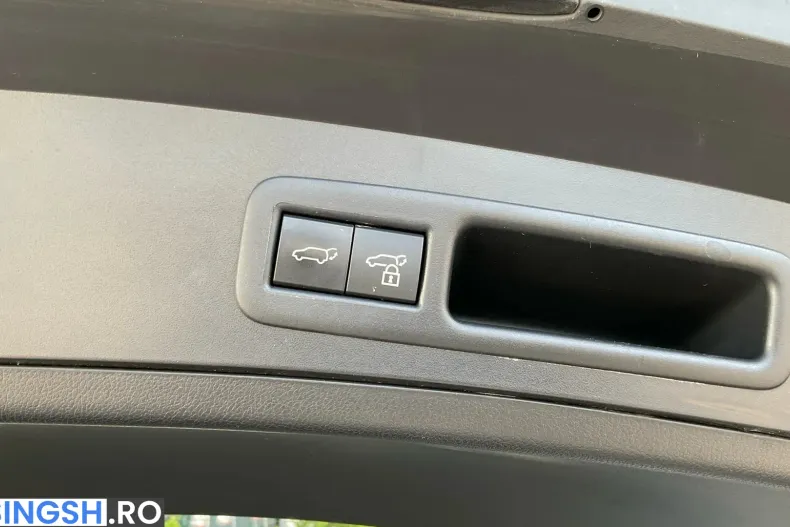 Lexus UX din 2021 cu 100.253 km - oferta LEX219893 - foto 10