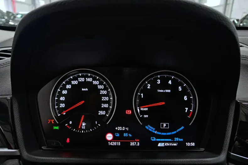 BMW X1 (Seria X) din 2021 cu 142.603 km - oferta BMW219928 - foto 26