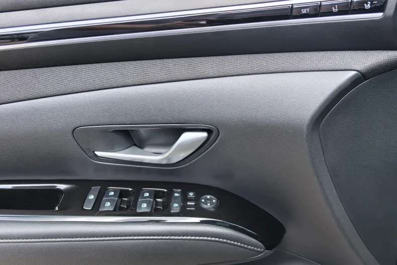 Hyundai Tucson din 2023 cu 117.644 km - oferta HYU219935 - foto 27