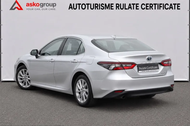 Toyota Camry din 2022 cu 44.929 km - oferta TOY219940 - foto 9