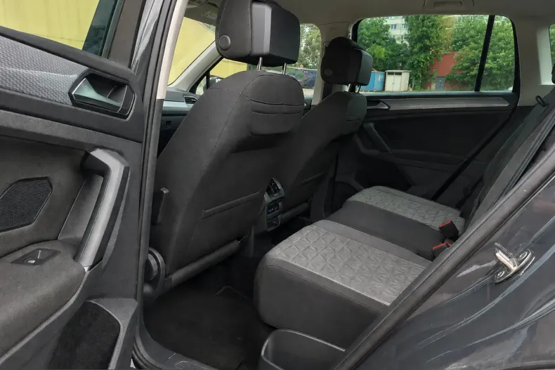 Volkswagen Tiguan din 2021 cu 59.957 km - oferta VOL219941 - foto 10