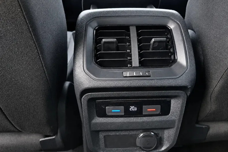 Volkswagen Tiguan din 2021 cu 59.957 km - oferta VOL219941 - foto 14