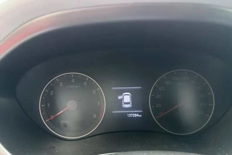 Hyundai i20 din 2020 cu 137.284 km - oferta HYU219945 - foto 13