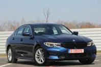 BMW 320i (Seria 3) din 2020 cu 154.000 km - oferta BMW219948 - foto 1