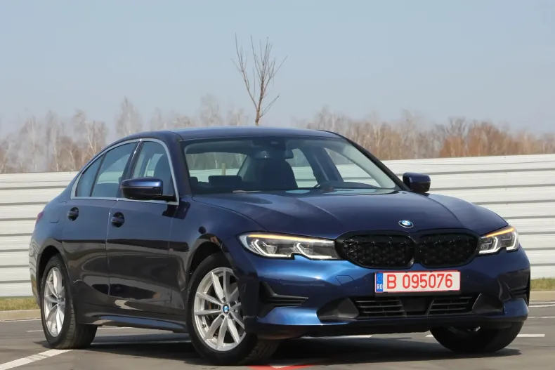 BMW 320i (Seria 3) din 2020 cu 154.000 km - oferta BMW219948 - foto 1