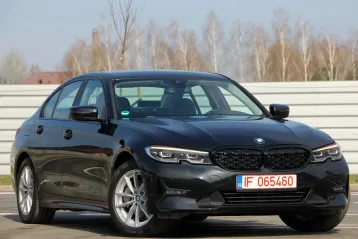 BMW 330e din 2020 - oferta BMW219949