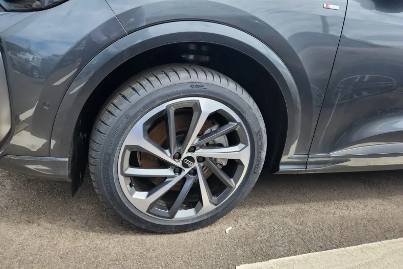 Audi Q5 din 2025 cu 1 km - oferta AUD219966 - foto 4