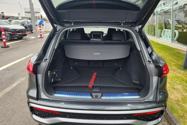 Audi Q5 din 2025 cu 1 km - oferta AUD219966 - foto 10