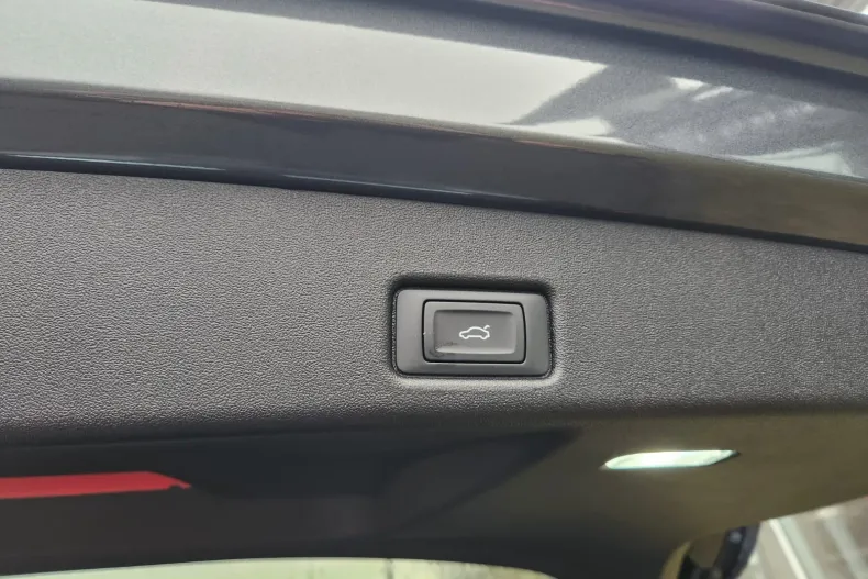 Audi Q5 din 2025 cu 1 km - oferta AUD219966 - foto 25