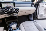 Mercedes-Benz A 200 (Clasa A) din 2021 cu 130.000 km - oferta MER219978 - foto 19