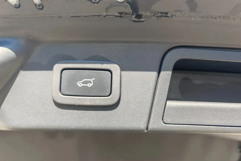 Land Rover Range Rover Velar din 2021 cu 92.724 km - oferta LAN219981 - foto 24