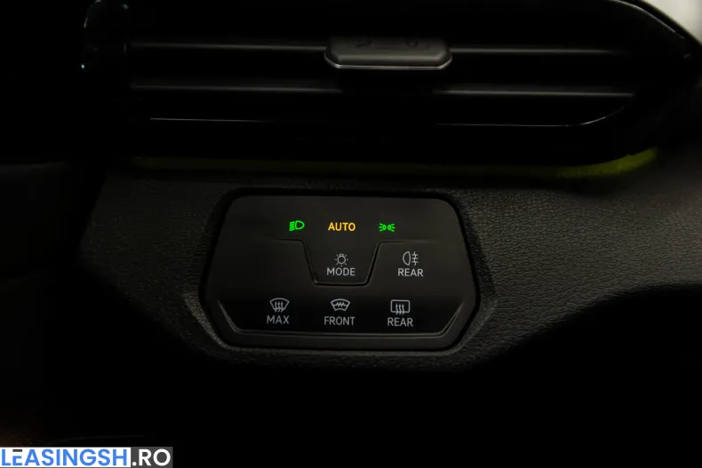 Volkswagen ID.4 din 2021 cu 62.000 km - oferta VOL219985 - foto 19
