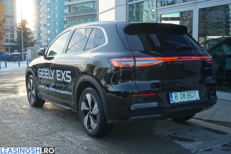 Geely Ex5 din 2025 cu 2.628 km - oferta GEE219988 - foto 5