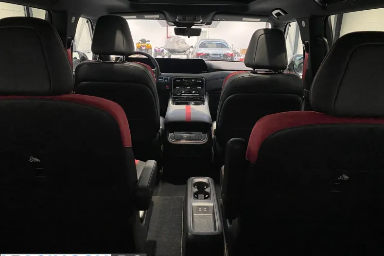 Nissan Armada din 2026 cu 20 km - oferta NIS219990 - foto 24