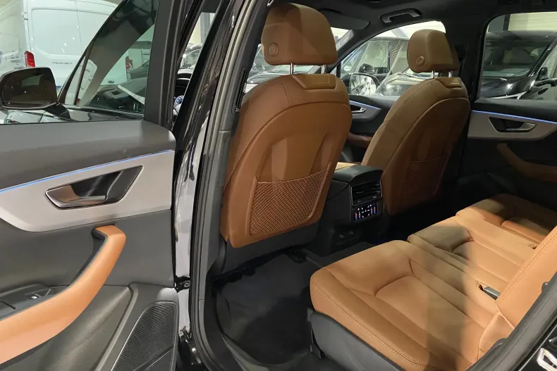 Audi Q7 din 2024 cu 10 km - oferta AUD219993 - foto 13